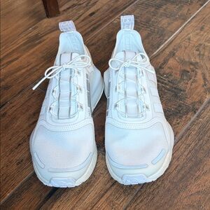 Adidas NMD_V3 Women’s 8